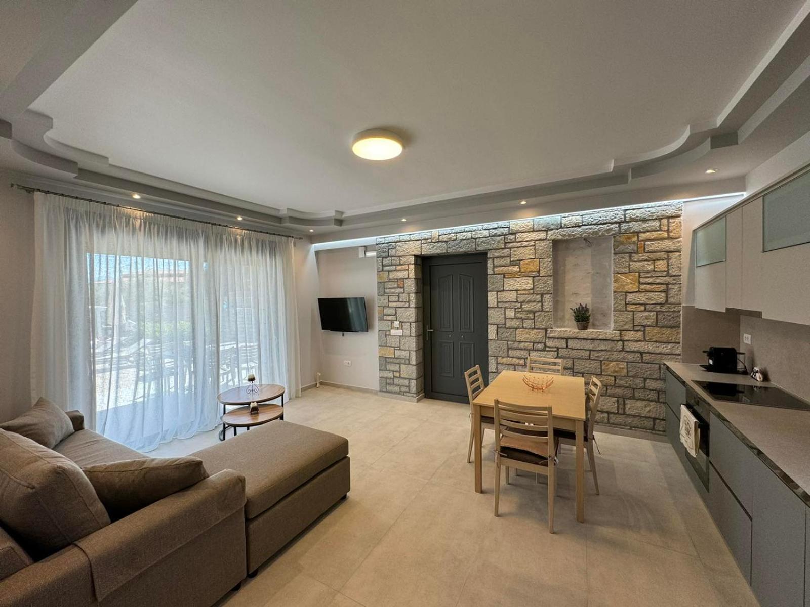 Iris Villas Complex Frínion Exteriör bild